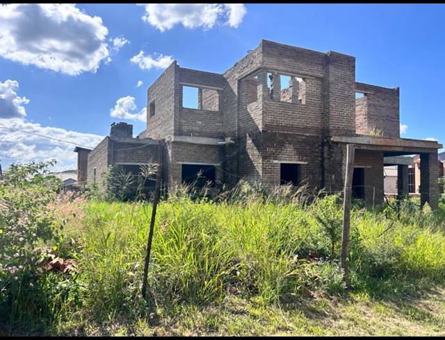 5 BEDROOM HOUSE FOR SALE IN MAGALIESBERG COUNTRY ESTATE